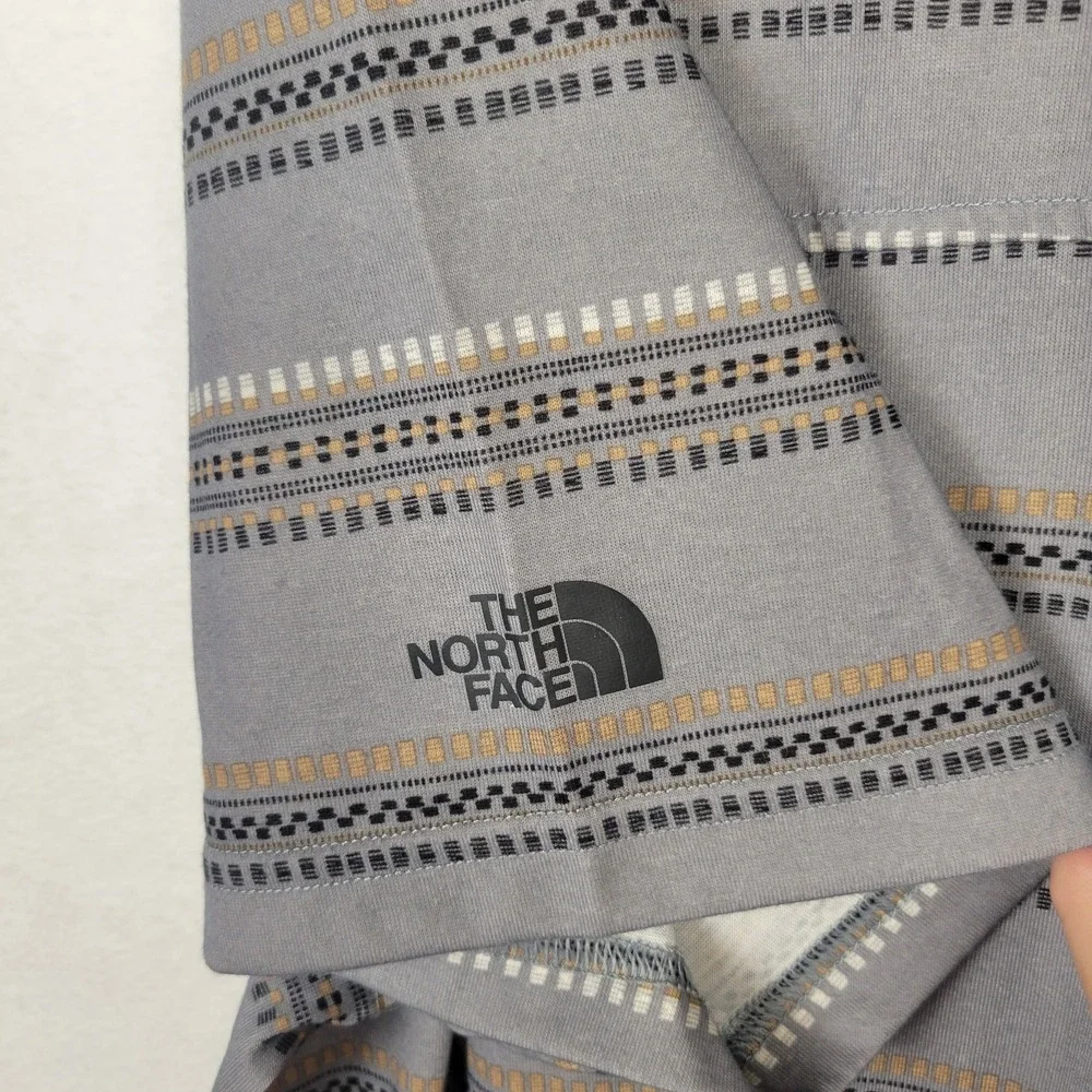 The North Face Men's FlashDry Short Sleeve Polo Shirt Gray Striped Pocket XXL